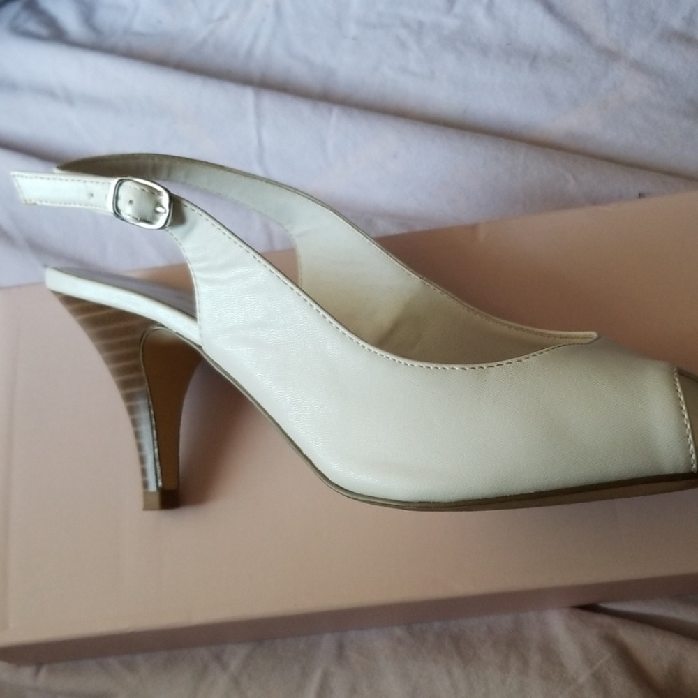 Shoes - Picture 2 of 2